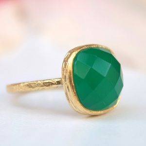 Gorgeous emerald green onyx 18k gold vermeil ring